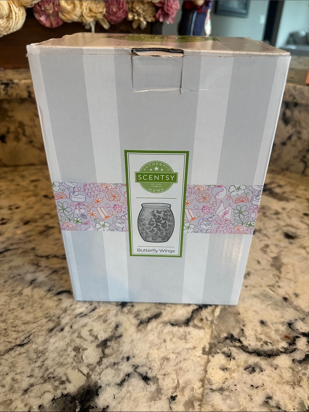 Scentsy White Wax Warmer Box with Pastel Floral Band